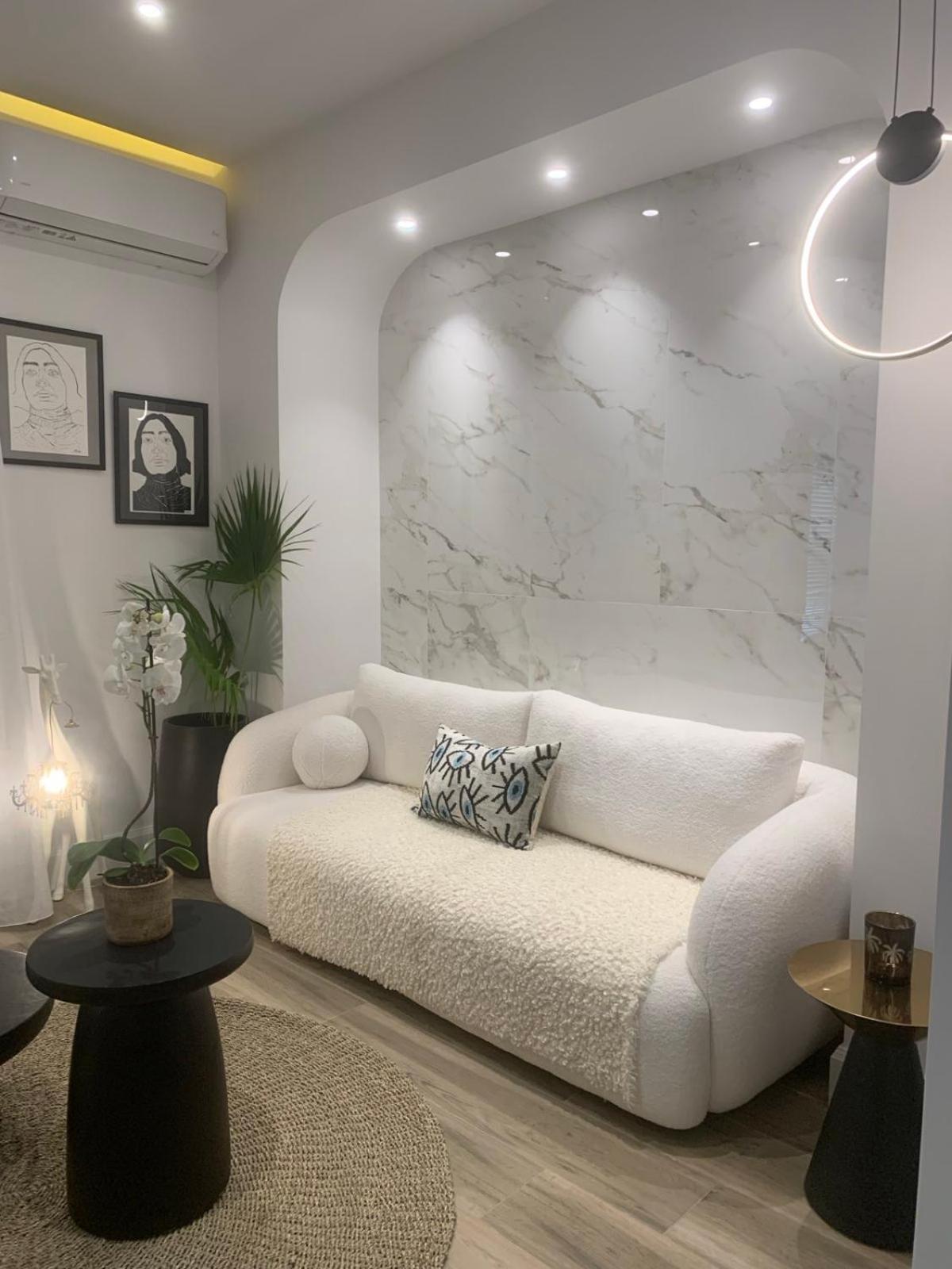 Khroma Luxury Suite 1 Beach Front Apartment แอร์ซอนิสซอส ภายนอก รูปภาพ